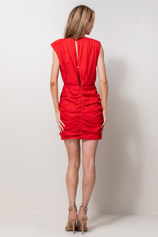 Vestido mini rojo con hombreras