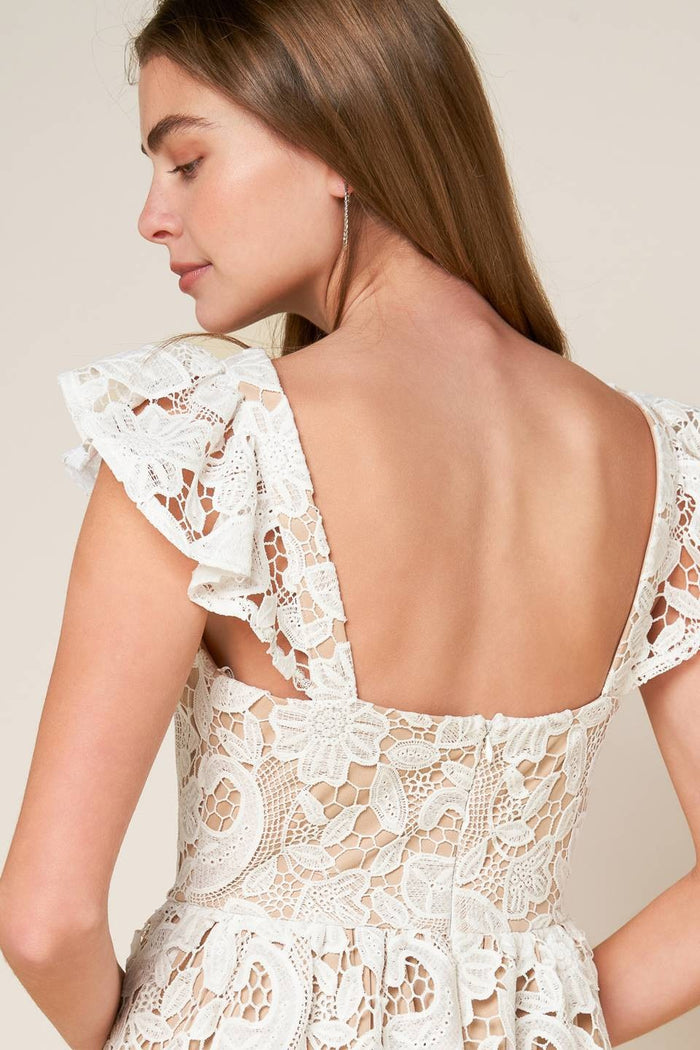Vestido midi con manga ondulada