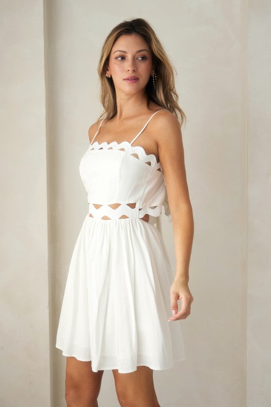 Vestido corto Scallop