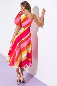 Vestido un hombro franjas diagonal