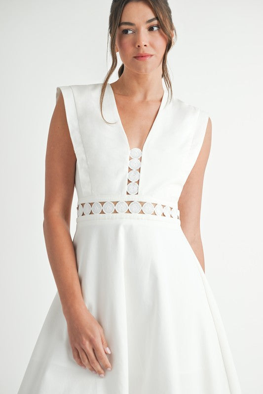 Vestido midi con encaje en cintura