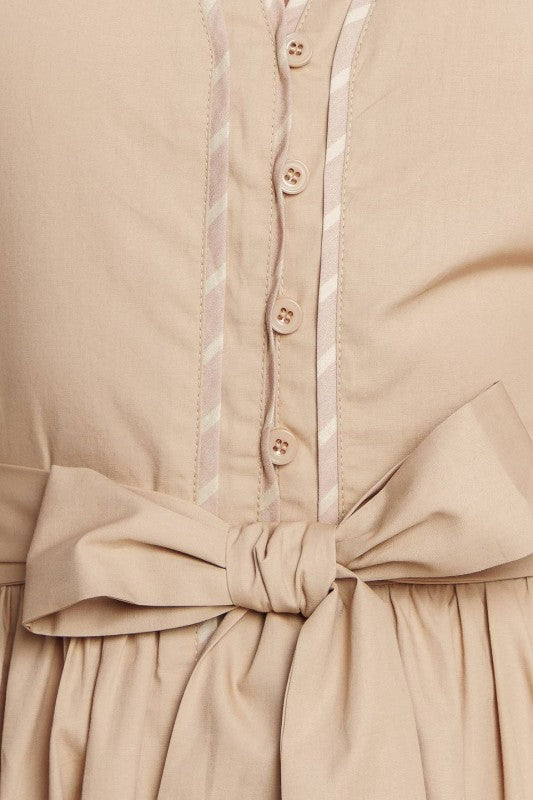 Vestido midi taupé de algodón con escote en V
