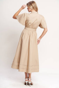 Vestido midi taupé de algodón con escote en V