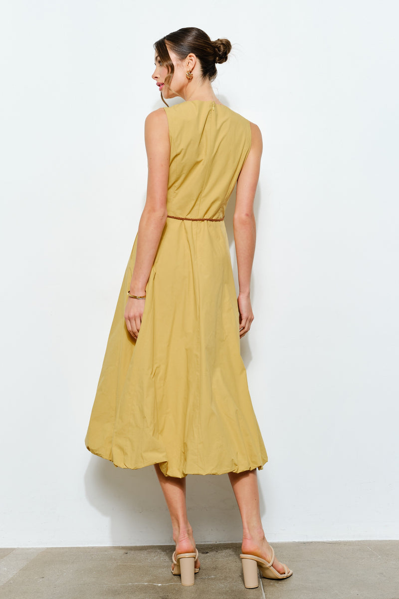 Vestido midi de algodón falda globo.