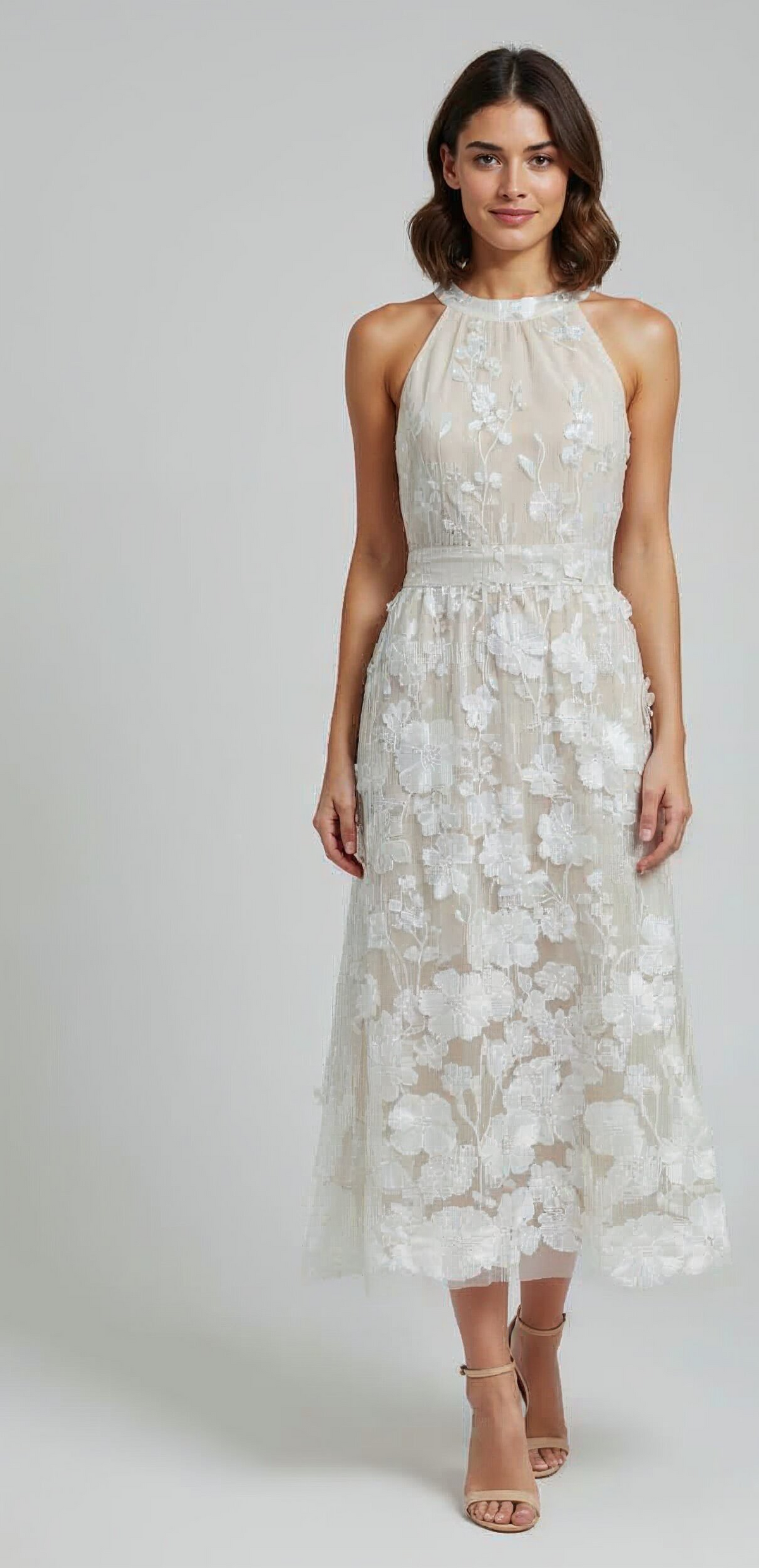 Vestido halter beige bordado